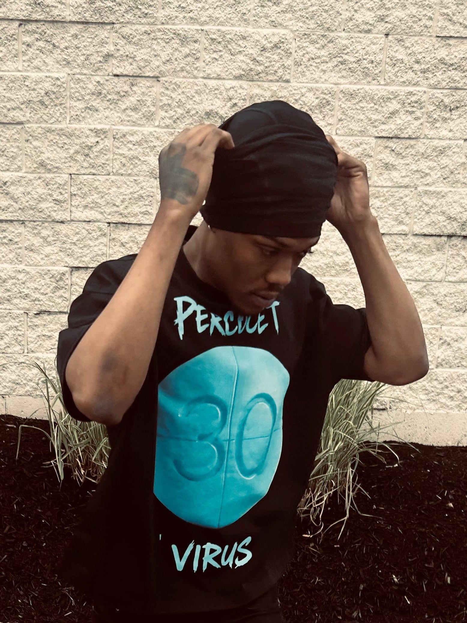 Percocet virus black sky Men’s Tshirt